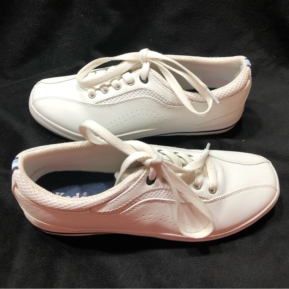 Keds Women’s Spirit Sneaker - Picture 3 of 9